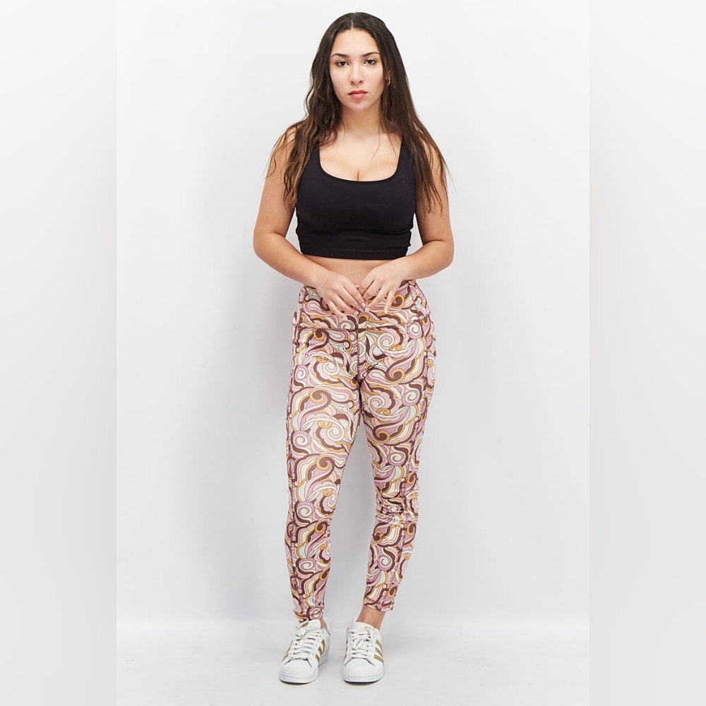 Full-length leggings with pockets